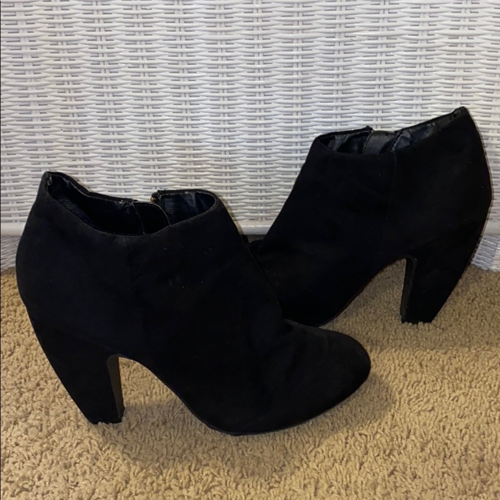 Booties - Picture 3 of 6